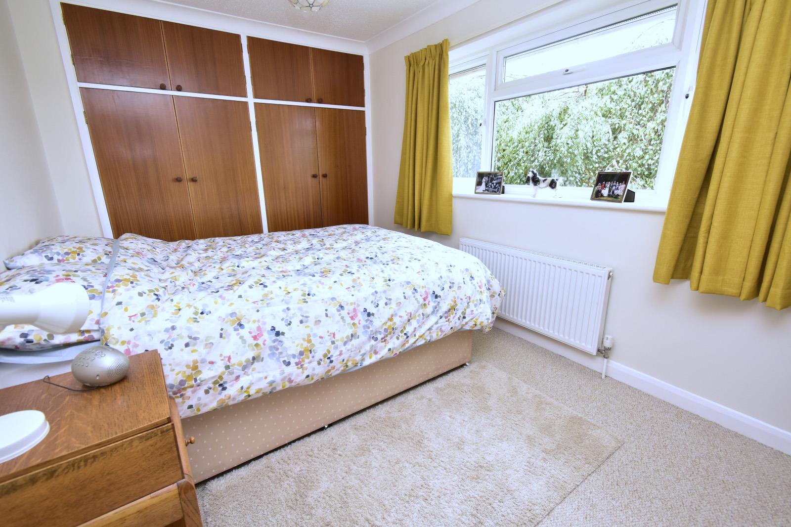 A BEDROOM 2.JPG